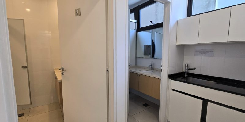 15 Baños y Cocina